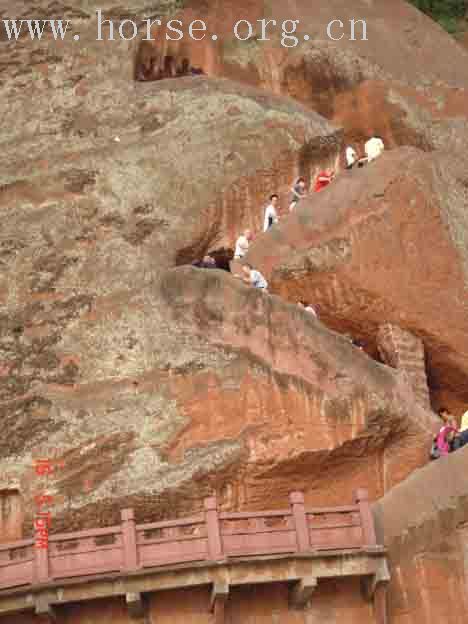 [贴图]肆跃/小宝四川之~~青城山/峨眉山/乐山/锦里!!