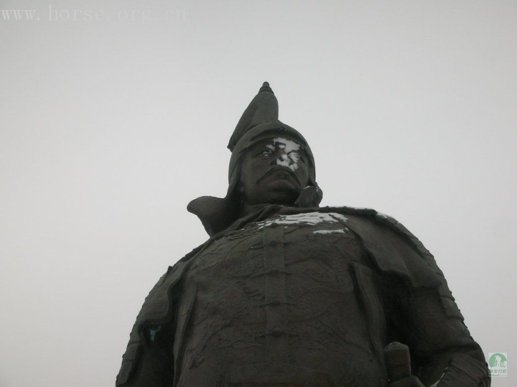 观雪景 打雪仗 吃涮肚 乐开怀