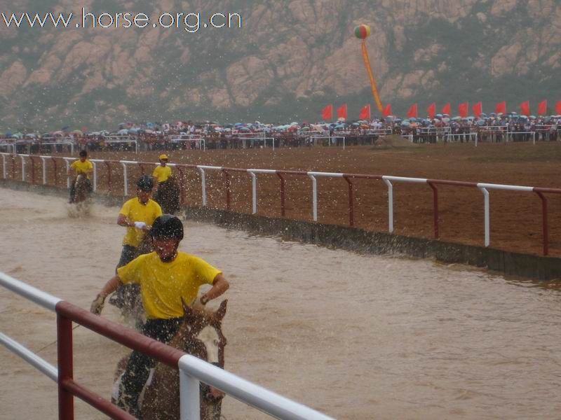 首届天马岛红运会水上赛马邀请赛圆满成功