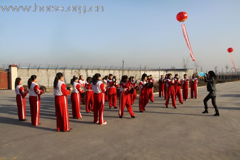 进贤庄园赛马联谊会