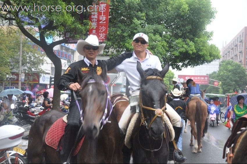 9月22日，无车日，我们骑马上街