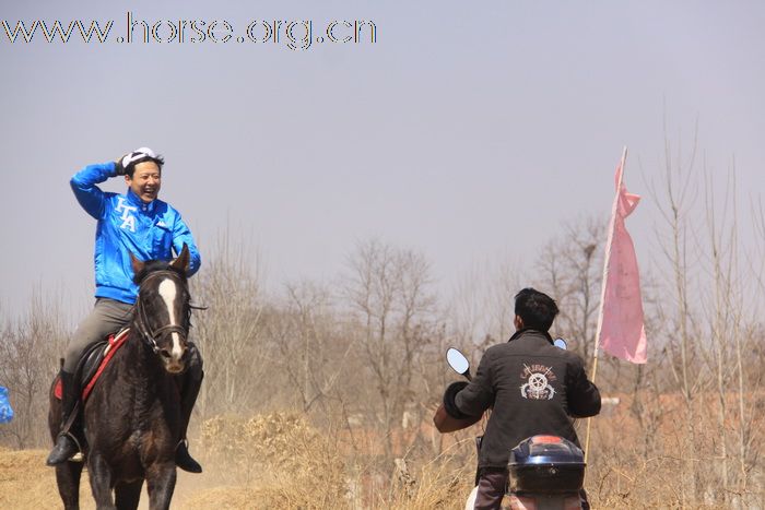 青岛马协2011大沽河耐力赛精彩瞬间