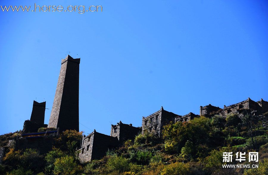 马尔康县更巴美多寺开光