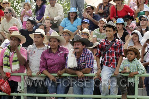 2012-03-19T004246Z_01_JWV10_RTRIDSP_3_COLOMBIA.jpg