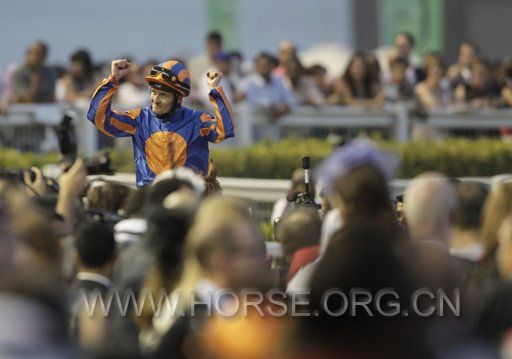 2012-03-31T150423Z_794804859_GM1E83V1SCM01_RTRMADP_3_HORSE-RACING-DUBAI.JPG