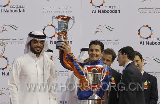 2012-03-31T150815Z_1025804445_GM1E83V1SJJ01_RTRMADP_3_HORSE-RACING-DUBAI.JPG