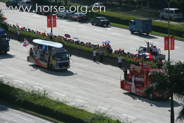 [分享]080508奥运圣火路过家门口