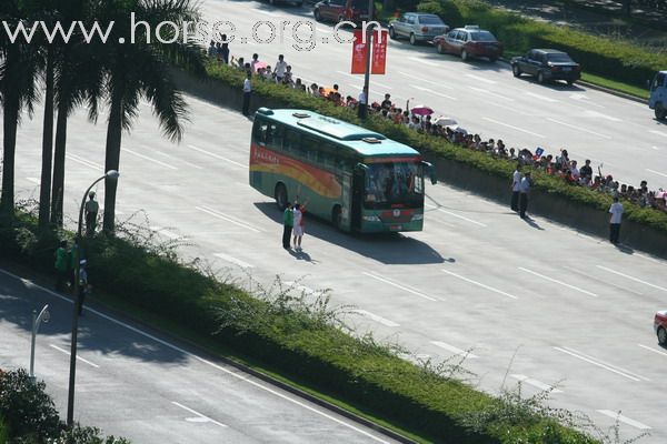 [分享]080508奥运圣火路过家门口